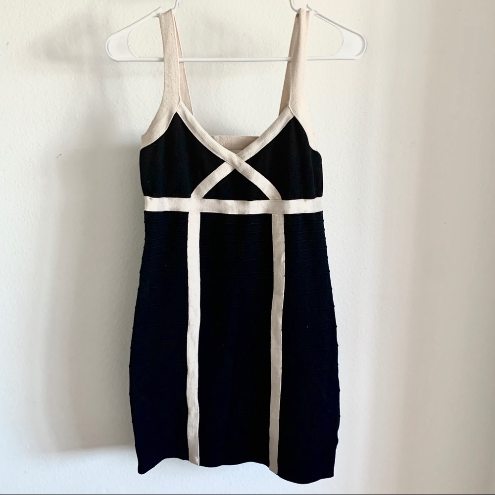 Beige Trim Black Bodywomen's Dress